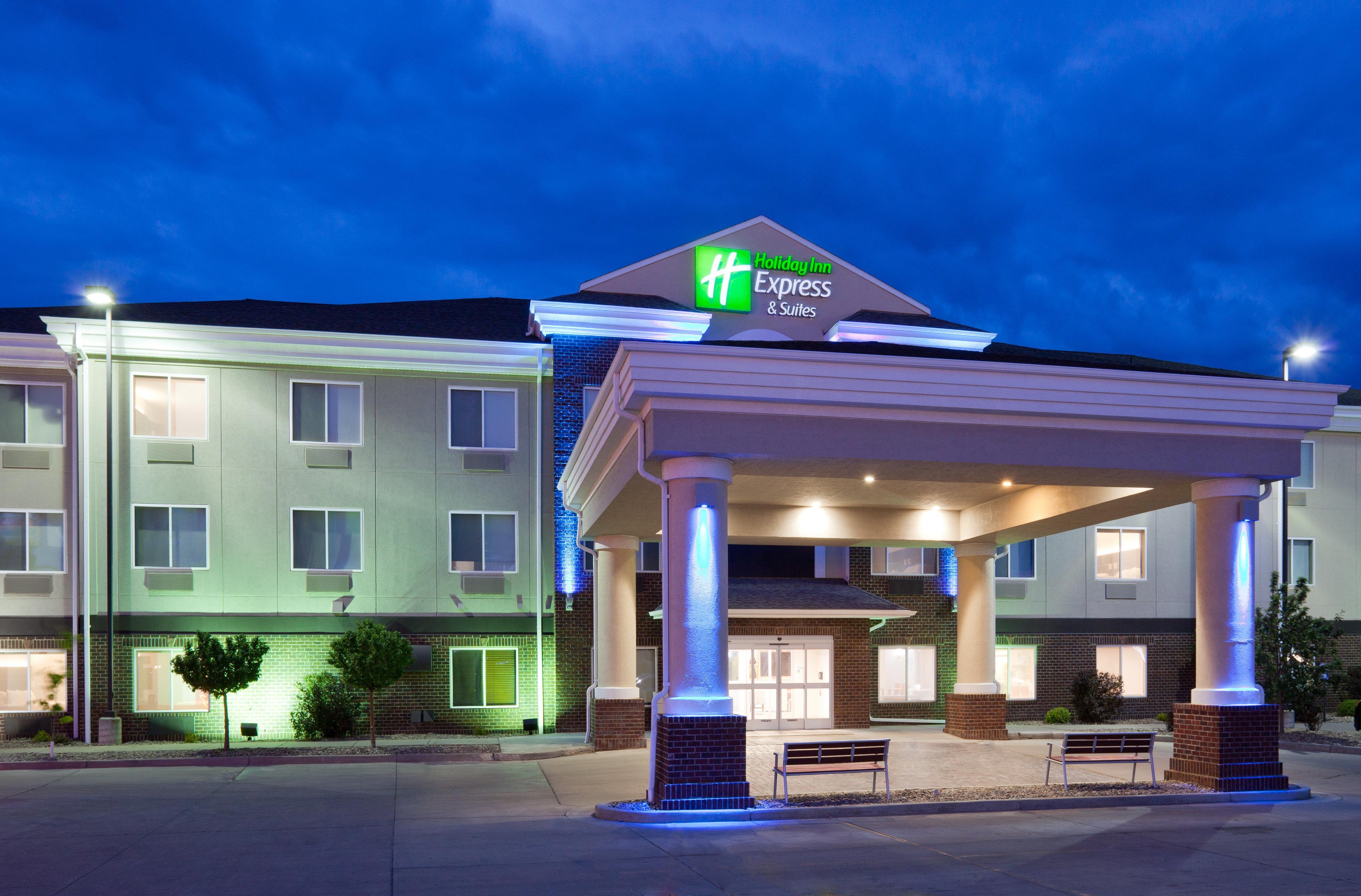 Holiday Inn Express & Suites - Dickinson By Ihg Esterno foto