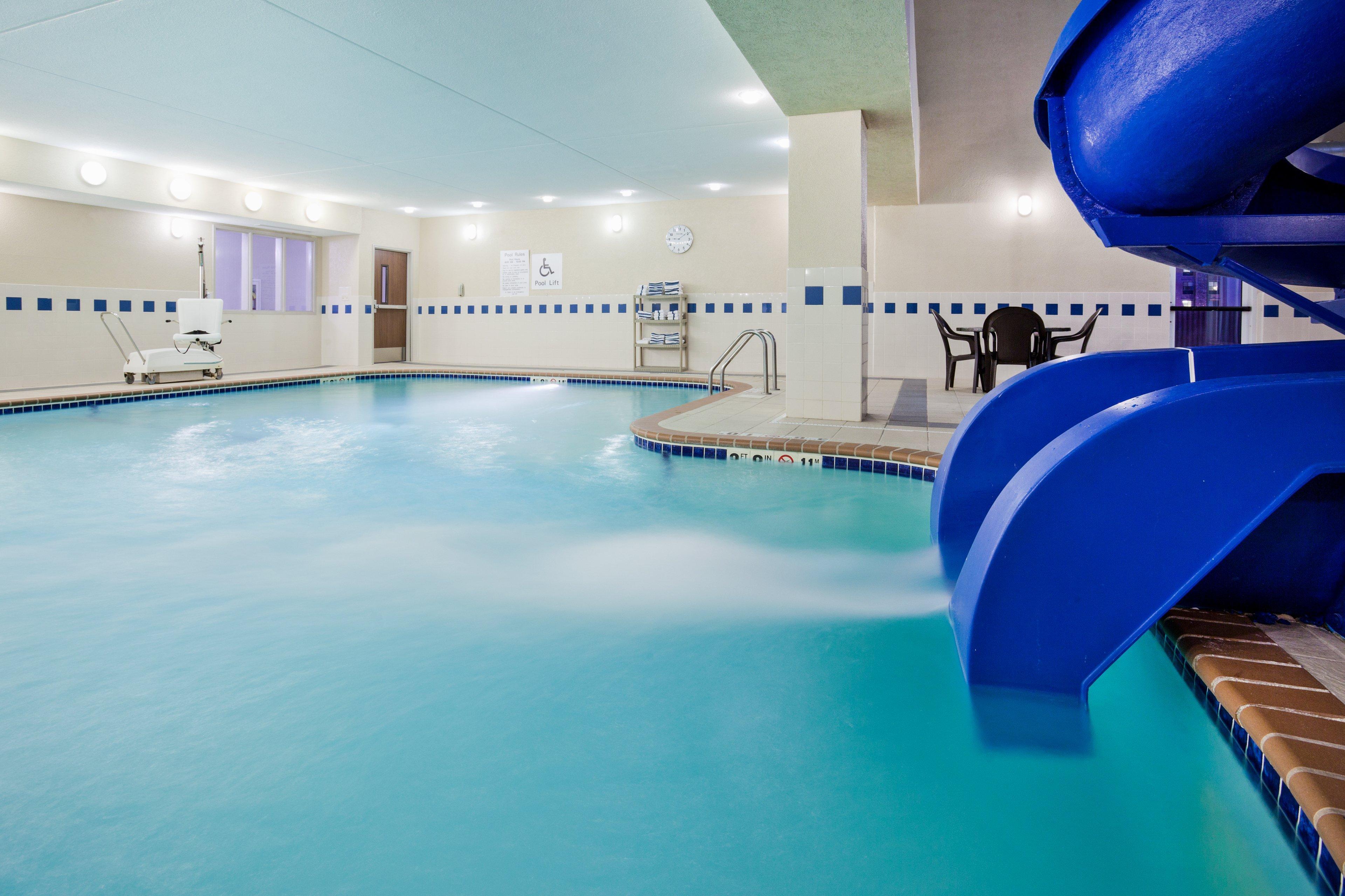 Holiday Inn Express & Suites - Dickinson By Ihg Esterno foto
