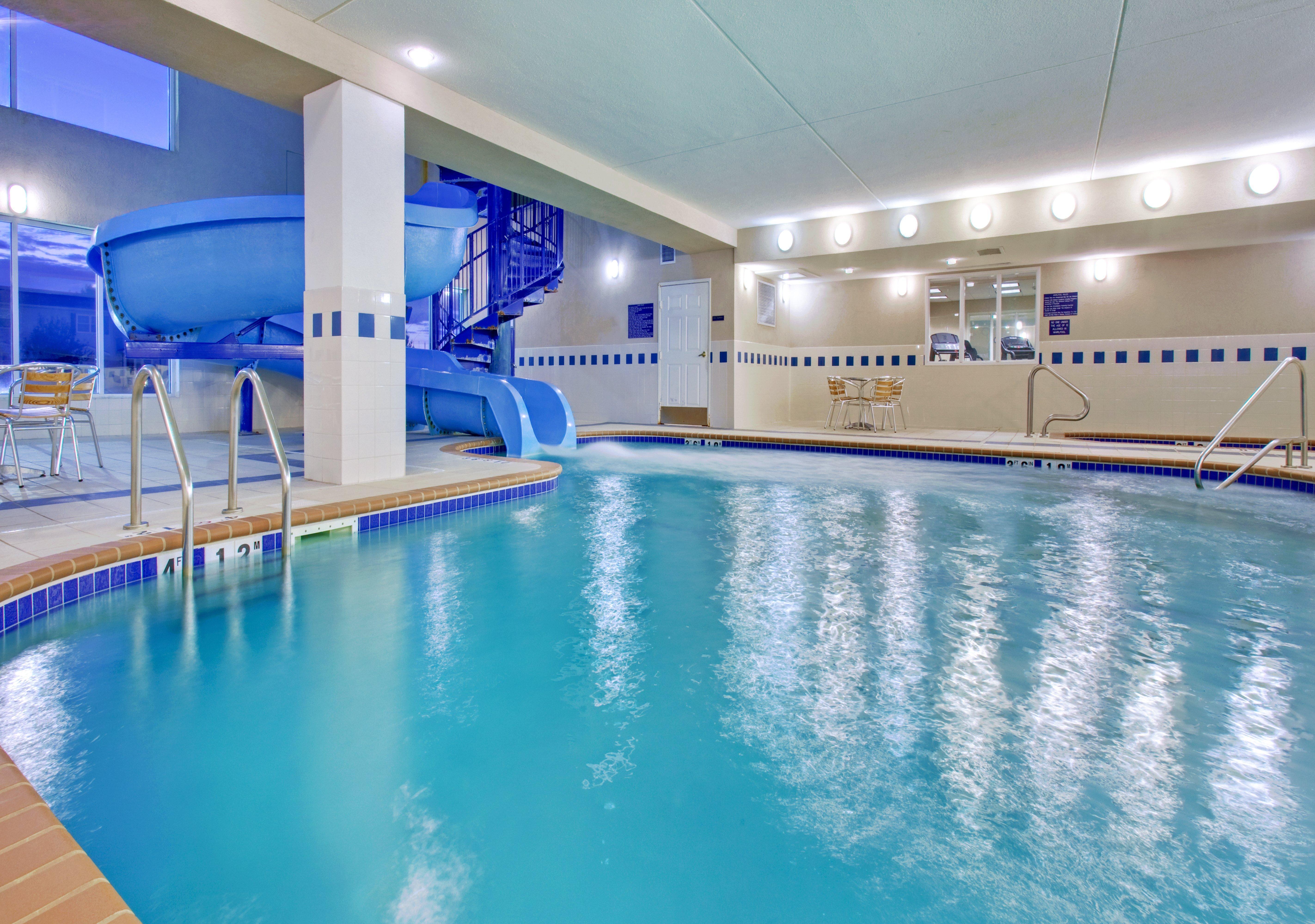 Holiday Inn Express & Suites - Dickinson By Ihg Esterno foto
