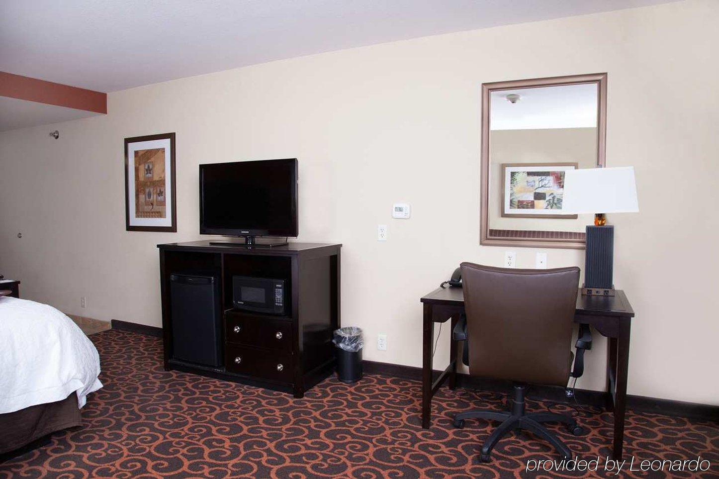 Holiday Inn Express & Suites - Dickinson By Ihg Esterno foto