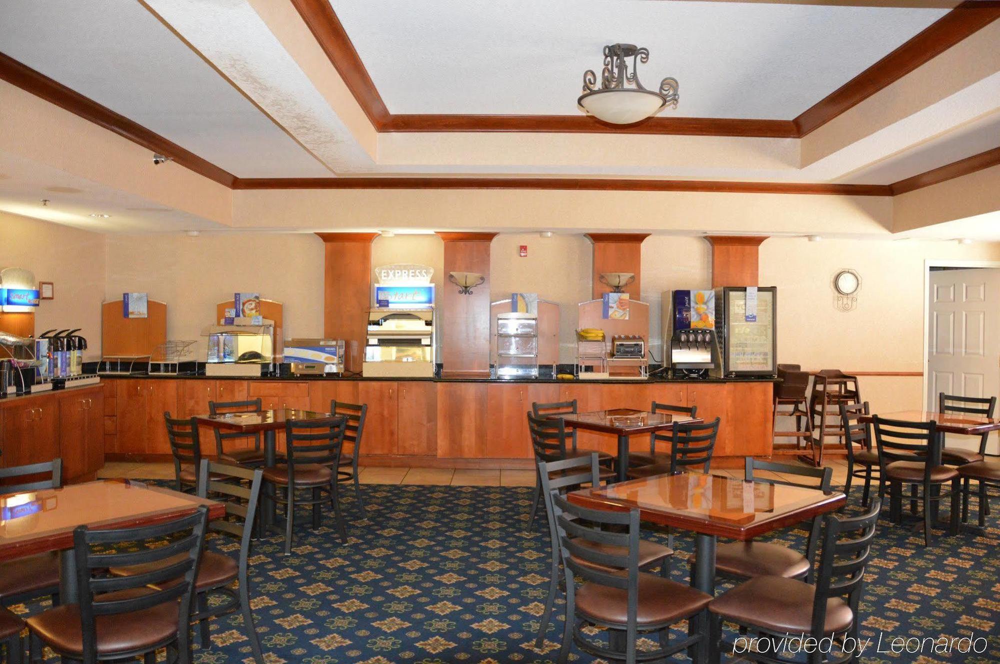 Holiday Inn Express & Suites - Dickinson By Ihg Esterno foto